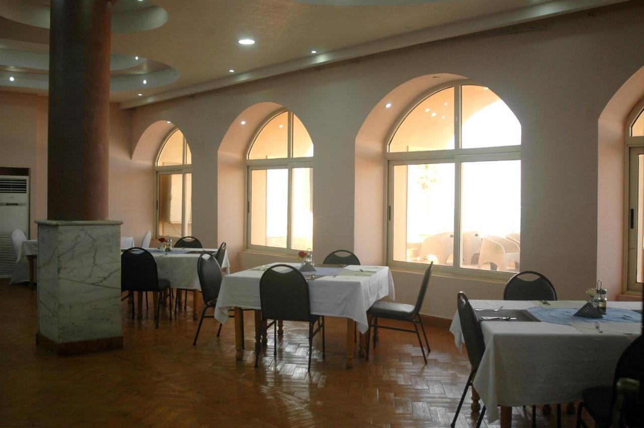 Arous El Bahr Hotel Matrouh Mersa Matruh Bagian luar foto